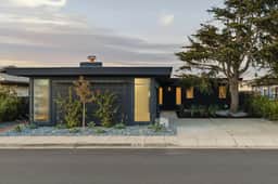 Luxury Lagoonfront Retreat | 3BR, 3BA - Image 4